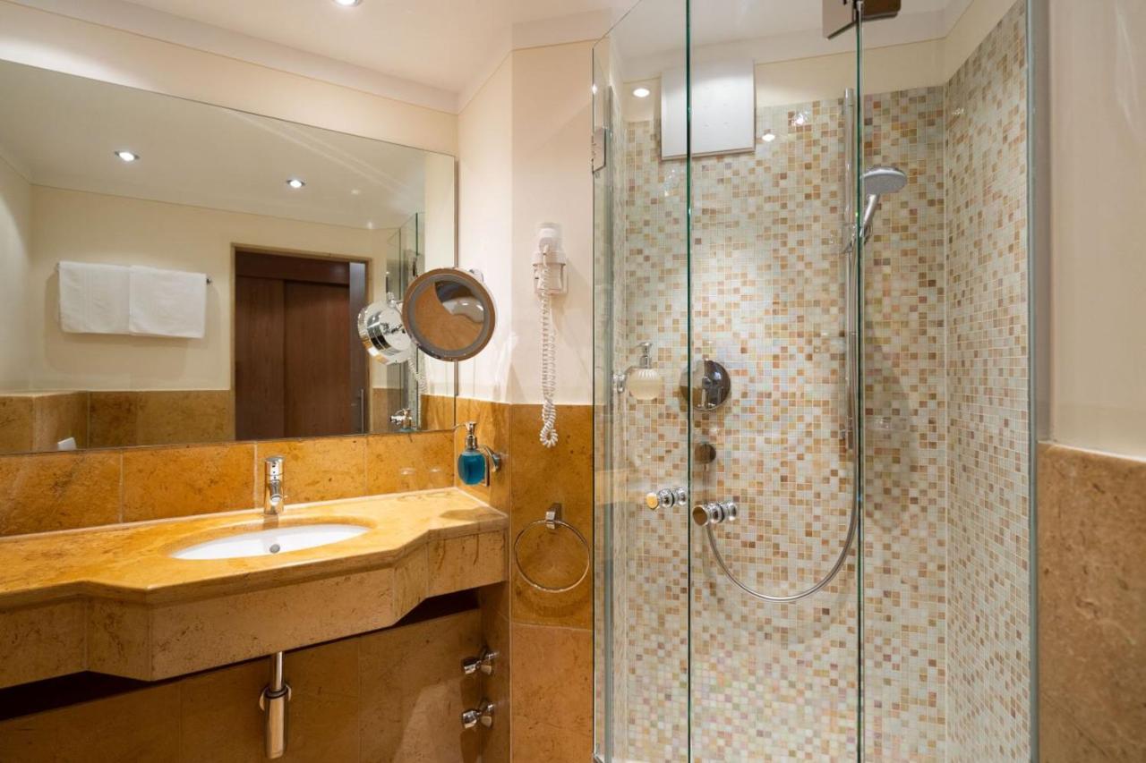 Hotel Gasthof Alte Post Holzkirchen Holzkirchen  Zewnętrze zdjęcie