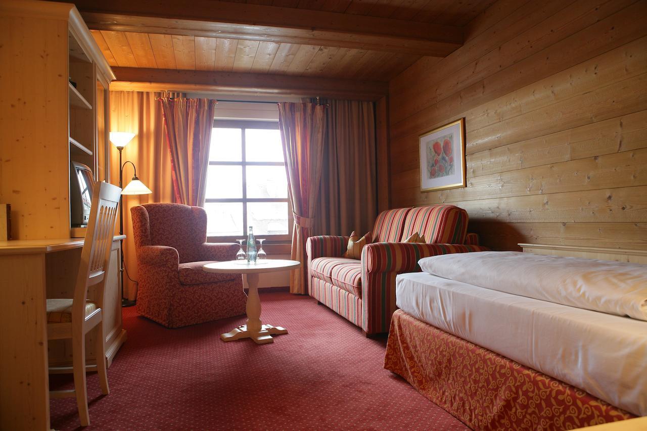 Hotel Gasthof Alte Post Holzkirchen Holzkirchen  Pokój zdjęcie